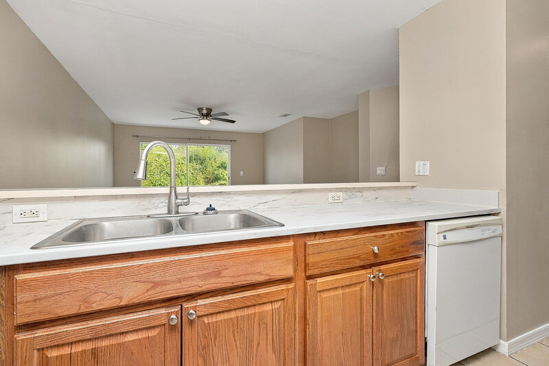 1,445/Mo, 736 Jack Ave S Lehigh Acres, FL 33973 Kitchen View