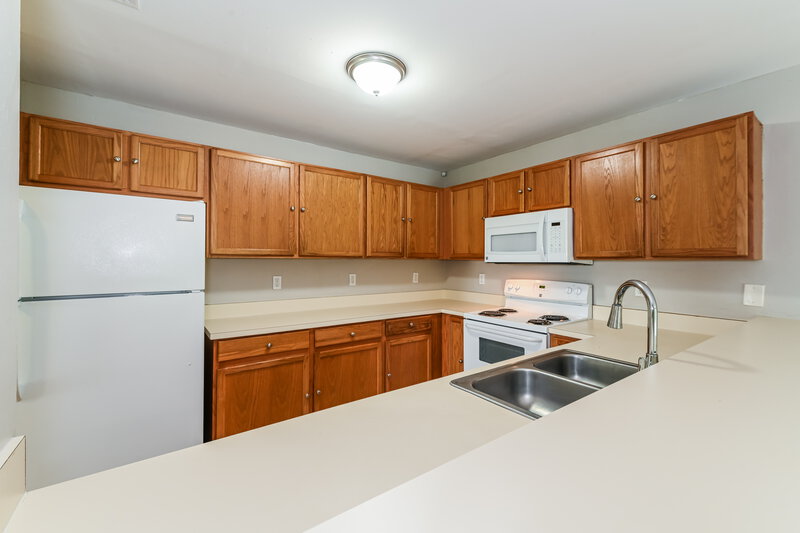 1,630/Mo, 736 Jack Ave S Lehigh Acres, FL 33973 Kitchen View