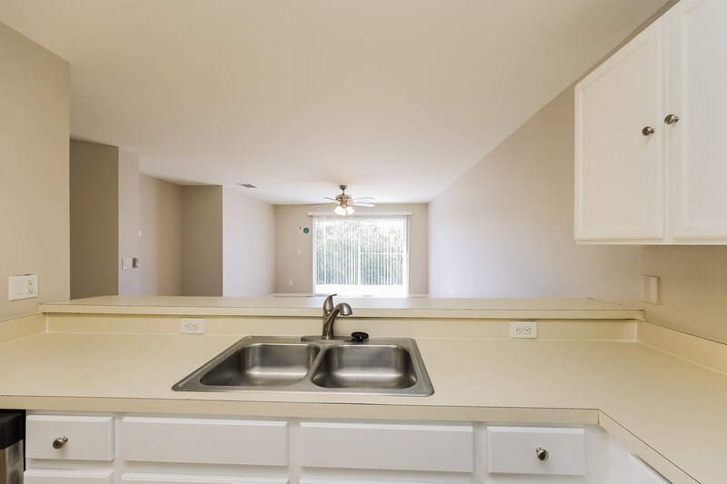 1,670/Mo, 738 Jack Ave S Lehigh Acres, FL 33973 Kitchen View 2