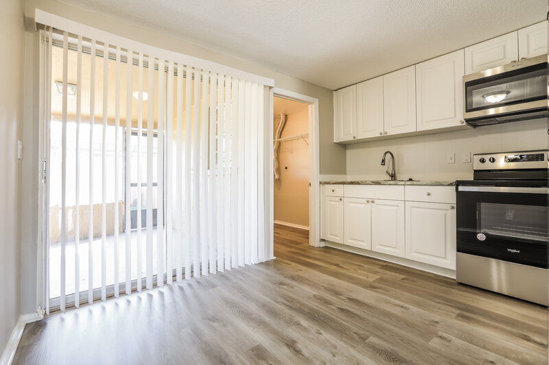 2,660/Mo, 432 Briarwood Rd Venice, FL 34293 Dining Room View