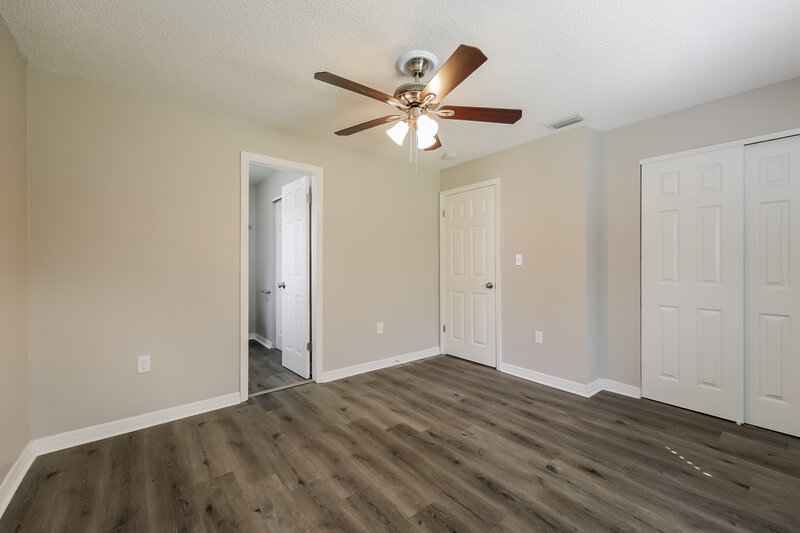 2,185/Mo, 13115 Caribbean Blvd Fort Myers, FL 33905 Main Bedroom View 2