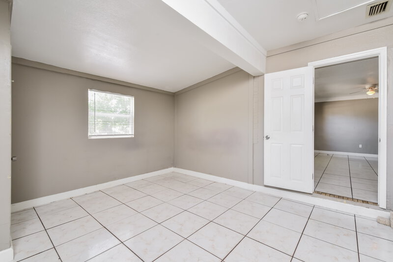 1,540/Mo, 1507 Bert Drive Fort Myers, FL 33916 Master Bedroom View 2