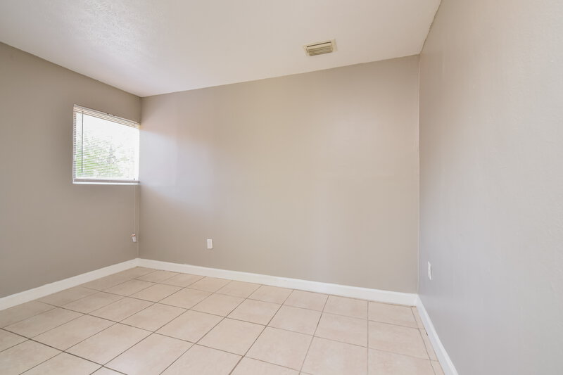 1,540/Mo, 1507 Bert Drive Fort Myers, FL 33916 Bedroom View 5