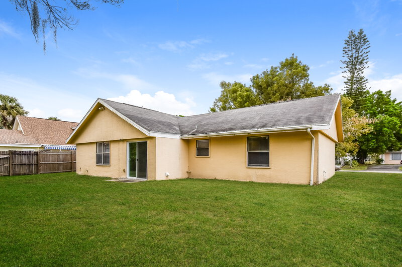 2,160/Mo, 800 Jarmilla Lane Fort Myers, FL 33905 Rear View 2