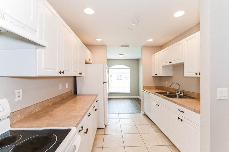 1,630/Mo, 2506 66th ST W Lehigh Acres, FL 33971 Kitchen View 2