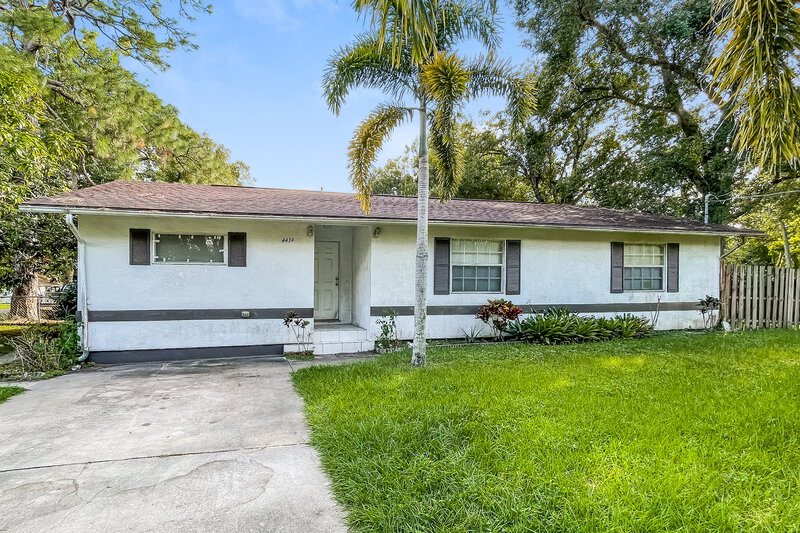 2,810/Mo, 4434 Armeda Avenue Fort Myers, FL 33905 External View