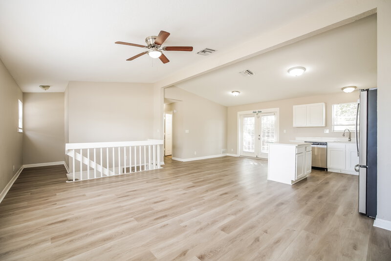 0/Mo, 2216 Leda Ave S Lehigh Acres, FL 33973 Living Room View