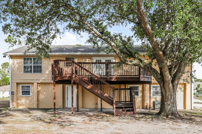 0/Mo, 2216 Leda Ave S Lehigh Acres, FL 33973 Rear View