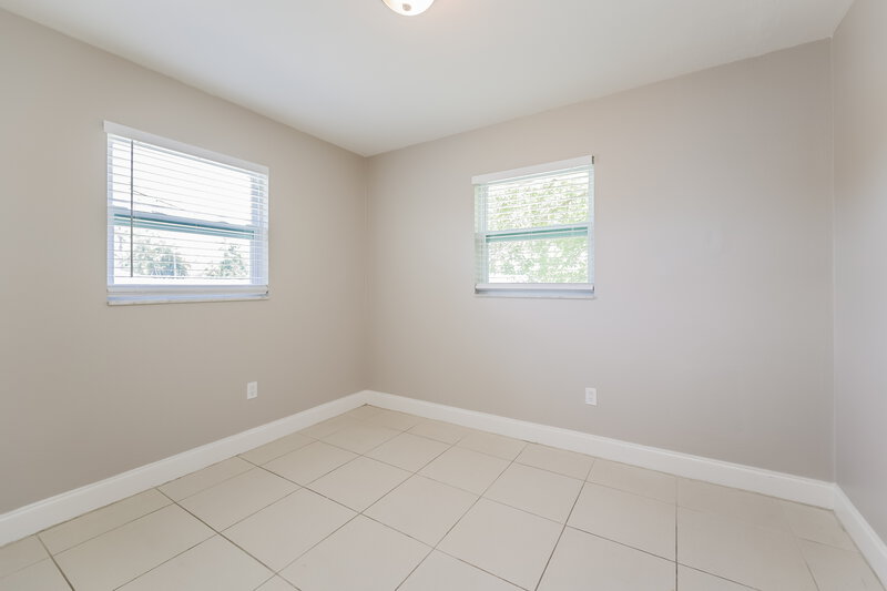 1,700/Mo, 11 Kentucky Road Lehigh Acres, FL 33936 Bedroom View