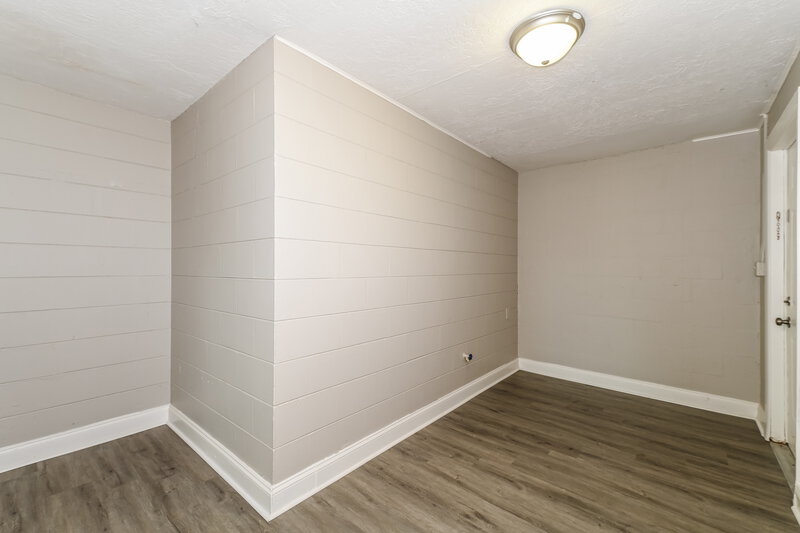 1,575/Mo, 11 Kentucky Road Lehigh Acres, FL 33936 Bonus Room View