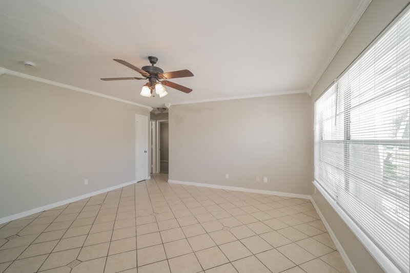 2,280/Mo, 1322 SE 12th Street Cape Coral, FL 33990 Sitting Room View