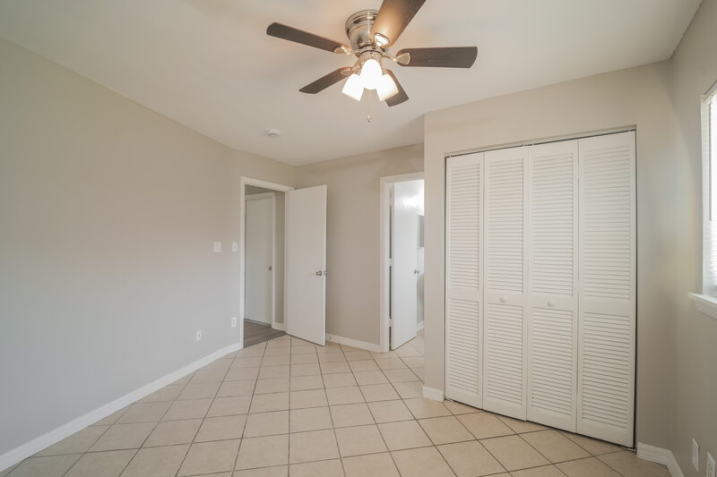 2,280/Mo, 1322 SE 12th Street Cape Coral, FL 33990 Main Bedroom View