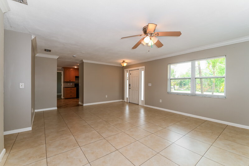 2,040/Mo, 5595 Sunrise Drive Fort Myers, FL 33919 Living Room View 2
