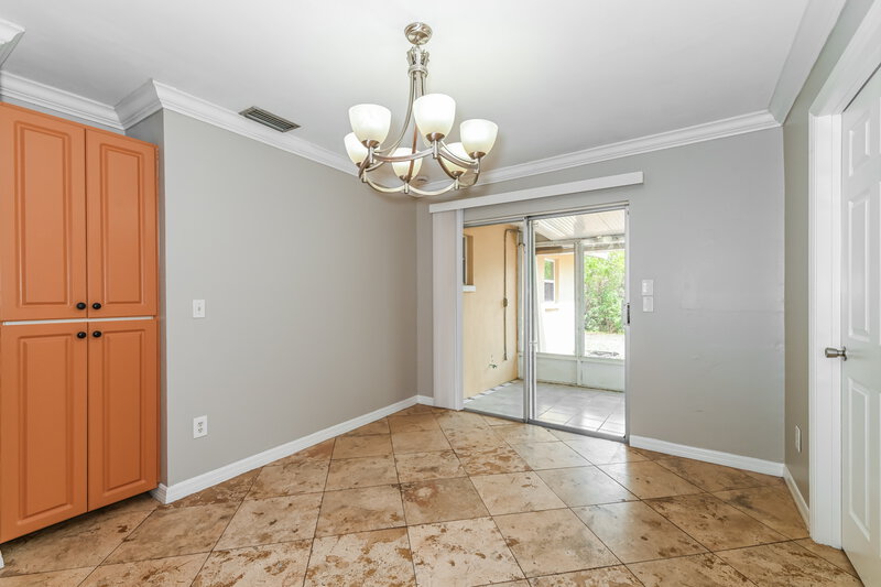 2,040/Mo, 5595 Sunrise Drive Fort Myers, FL 33919 Dining Room View