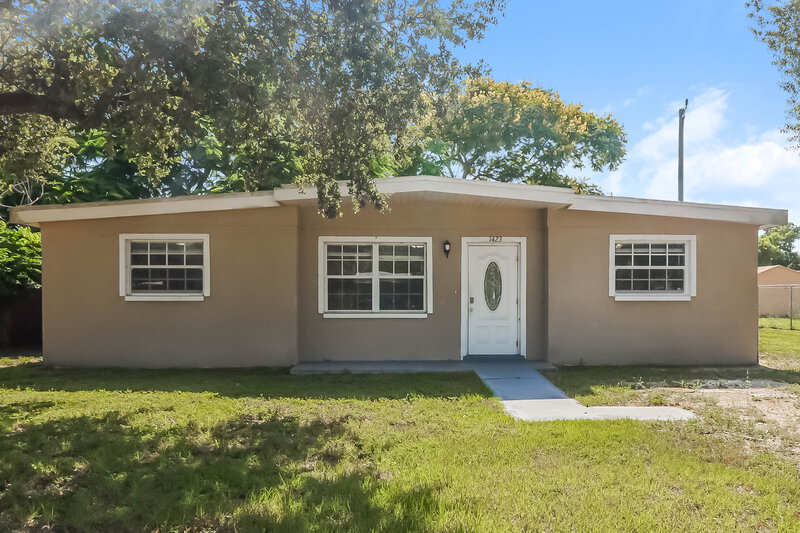 1,565/Mo, 1423 Brookhill Drive Fort Myers, FL 33916 External View
