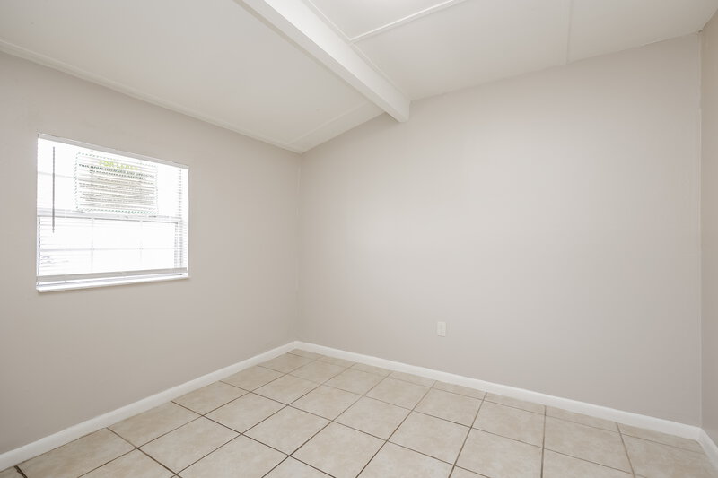 1,625/Mo, 3716 Edison Ave Fort Myers, FL 33916 Bedroom View 4