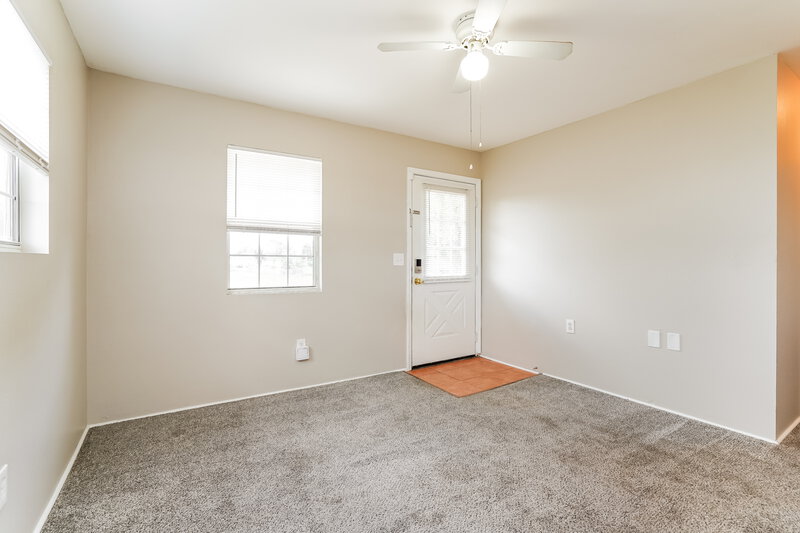 2,250/Mo, 5407 3rd Street W Lehigh Acres, FL 33971 Living Room View 3