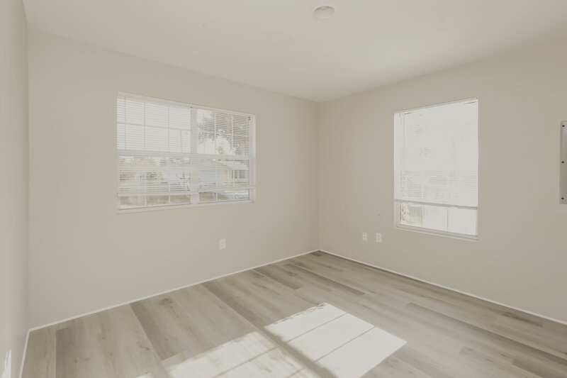 1,175/Mo, 5407 3rd Street W Lehigh Acres, FL 33971 Main Bedroom View