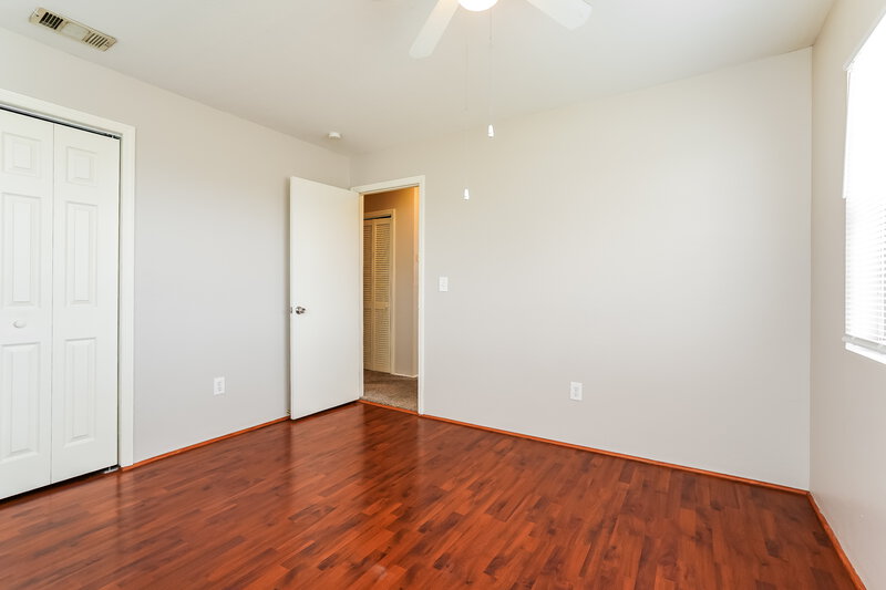 2,250/Mo, 5407 3rd Street W Lehigh Acres, FL 33971 Main Bedroom View 2