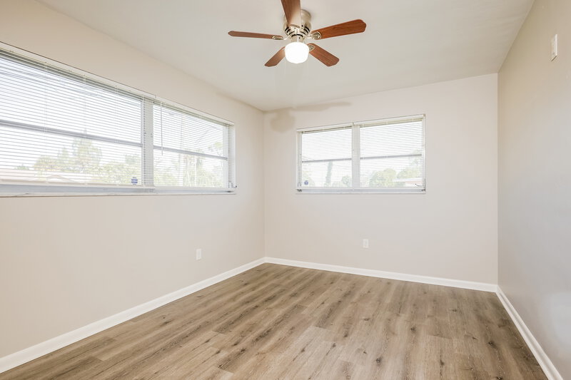 1,400/Mo, 502 Leeland Heights Boulevard E Lehigh Acres, FL 33936 Bedroom View