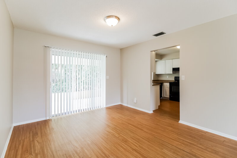 1,630/Mo, 323 SE 47th Street SE Cape Coral, FL 33904 Dining Room View