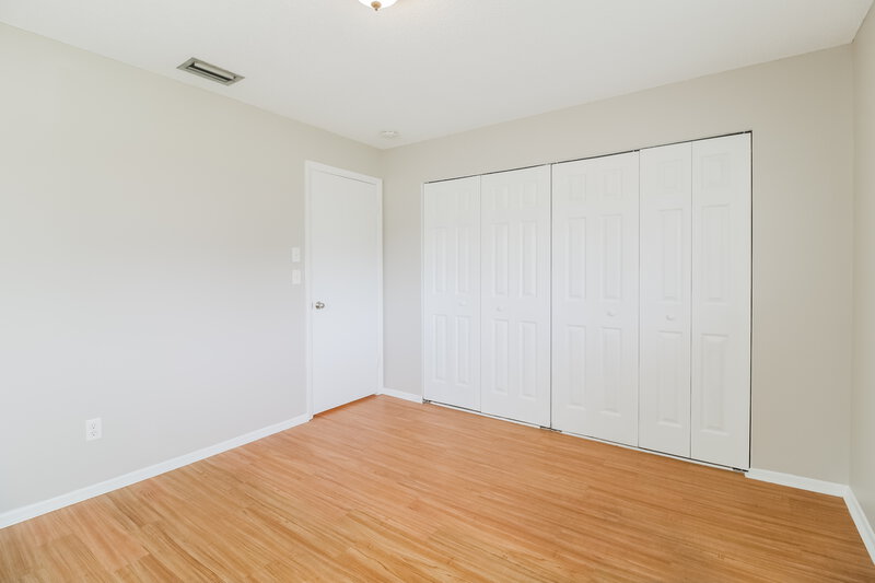 1,630/Mo, 323 SE 47th Street SE Cape Coral, FL 33904 Main Bedroom View 2