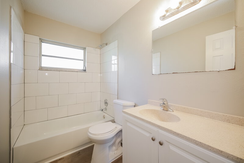 2,660/Mo, 1778 Settler Drive Fort Myers, FL 33905 Bathroom View