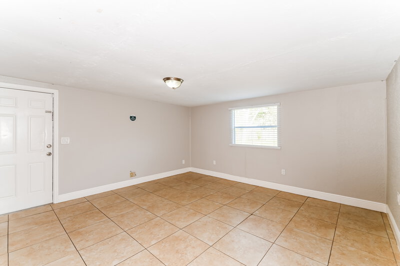 1,780/Mo, 201 Fairview Avenue Fort Myers, FL 33905 Misc View