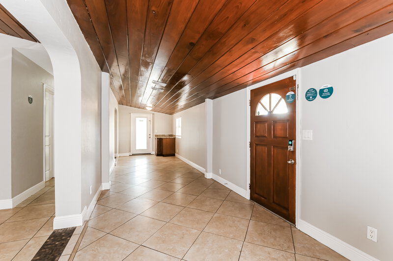 1,780/Mo, 201 Fairview Avenue Fort Myers, FL 33905 Misc View 3