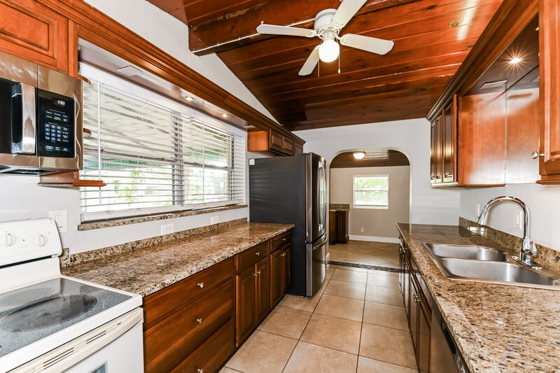 1,780/Mo, 201 Fairview Avenue Fort Myers, FL 33905 Misc View 6