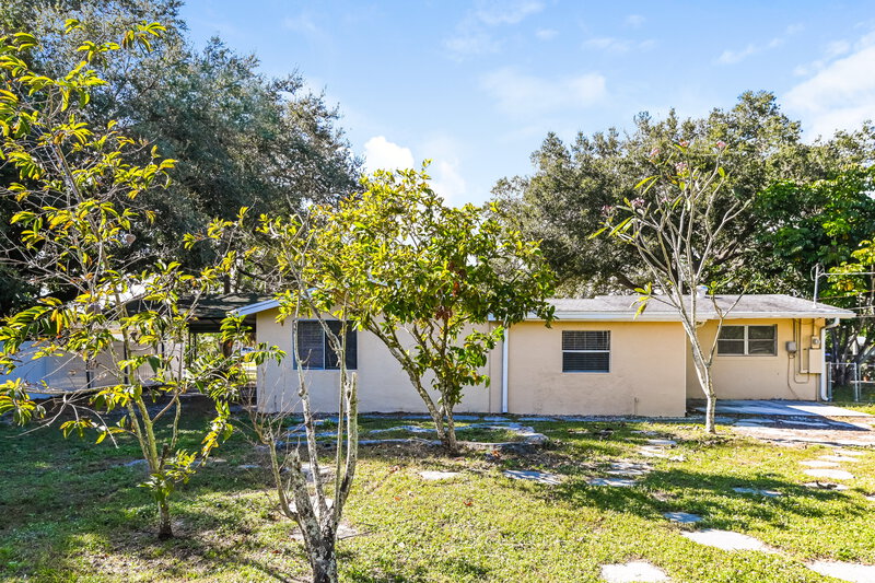 1,780/Mo, 201 Fairview Avenue Fort Myers, FL 33905 Misc View 14