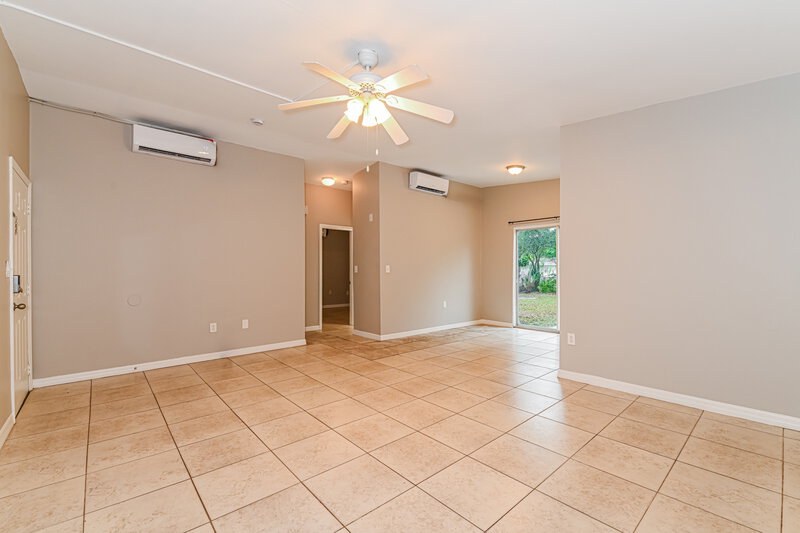 0/Mo, 3716 Belmont Street Fort Myers, FL 33916 Living Room View