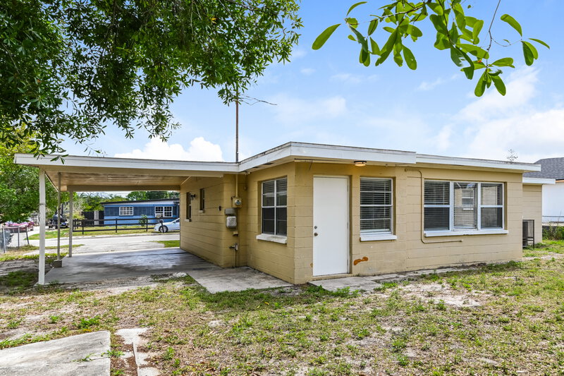 1,605/Mo, 1412 Brookhill Drive Fort Myers, FL 33916 Rear View