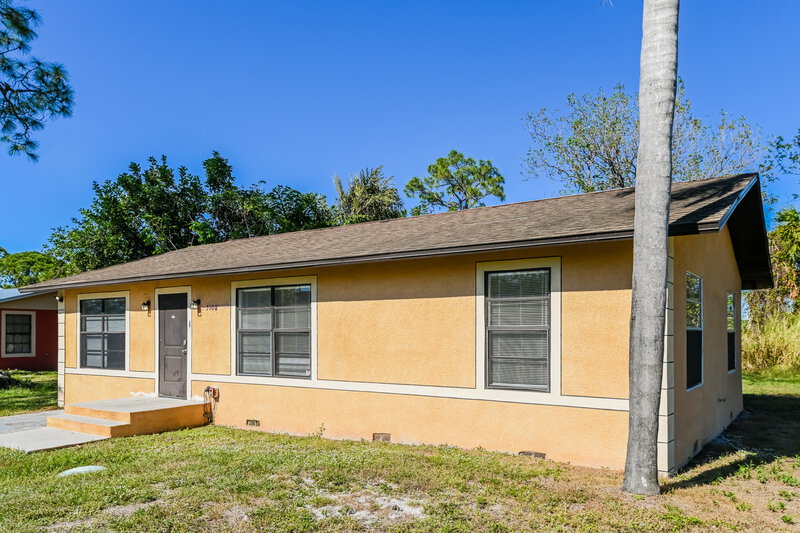 1,655/Mo, 5100 Lee Street Lehigh Acres, FL 33971 Misc View