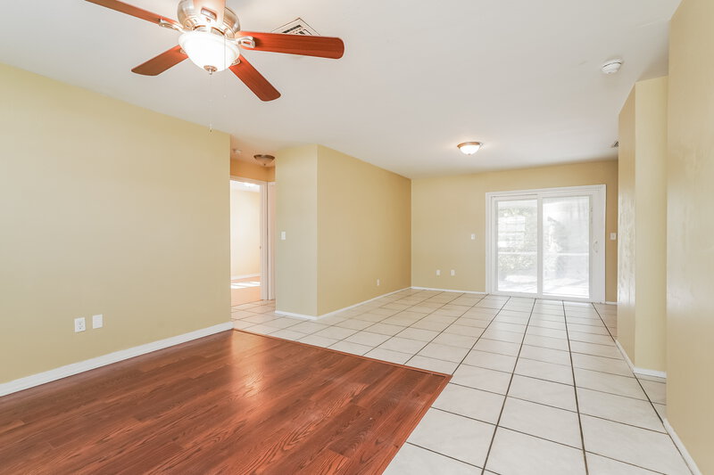 1,690/Mo, 18703 Sebring Road Fort Myers, FL 33967 Living Room View 2