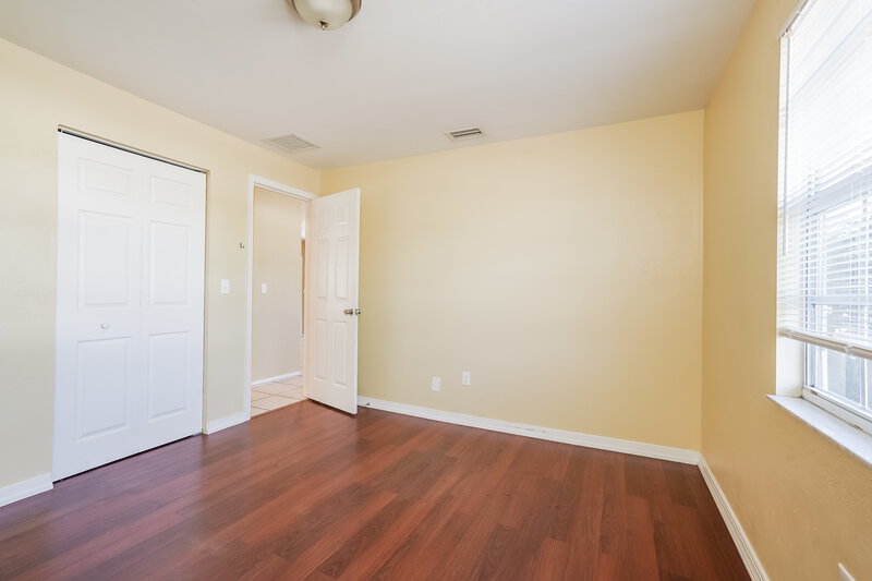 1,690/Mo, 18703 Sebring Road Fort Myers, FL 33967 Main Bedroom View