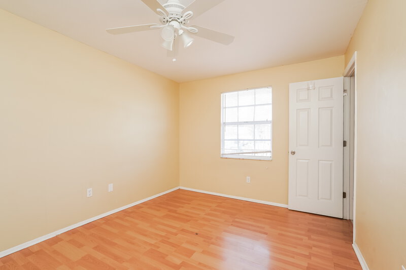 1,690/Mo, 18703 Sebring Road Fort Myers, FL 33967 Bedroom View