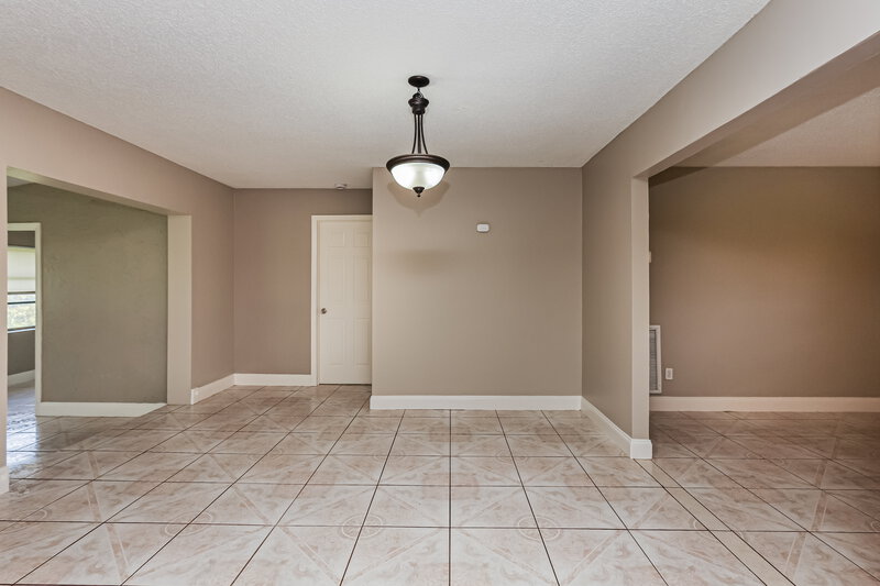 1,940/Mo, 1119 Clayton Avenue Lehigh Acres, FL 33972 Misc View 3