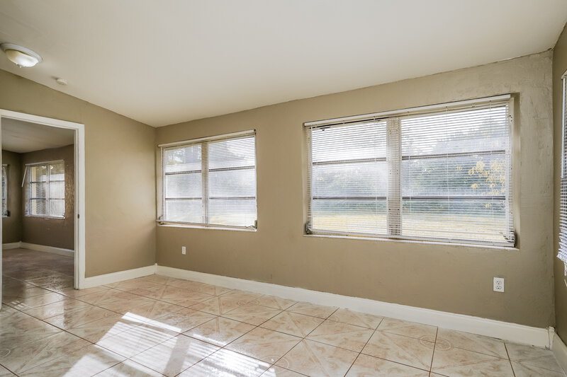 2,425/Mo, 1119 Clayton Avenue Lehigh Acres, FL 33972 Bedroom View