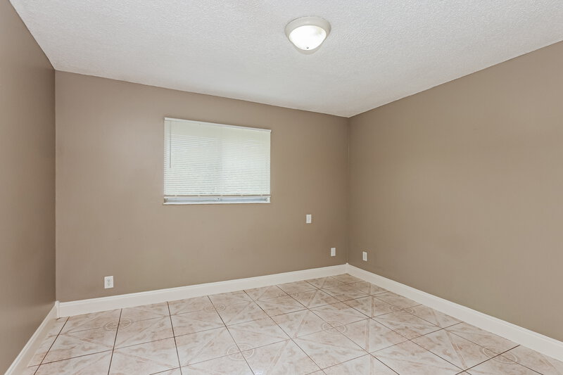 1,940/Mo, 1119 Clayton Avenue Lehigh Acres, FL 33972 Misc View 12