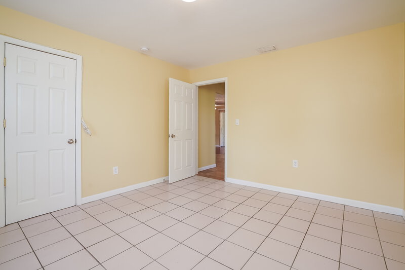 2,325/Mo, 1887 Sunset Place Fort Myers, FL 33901 Bedroom View 2