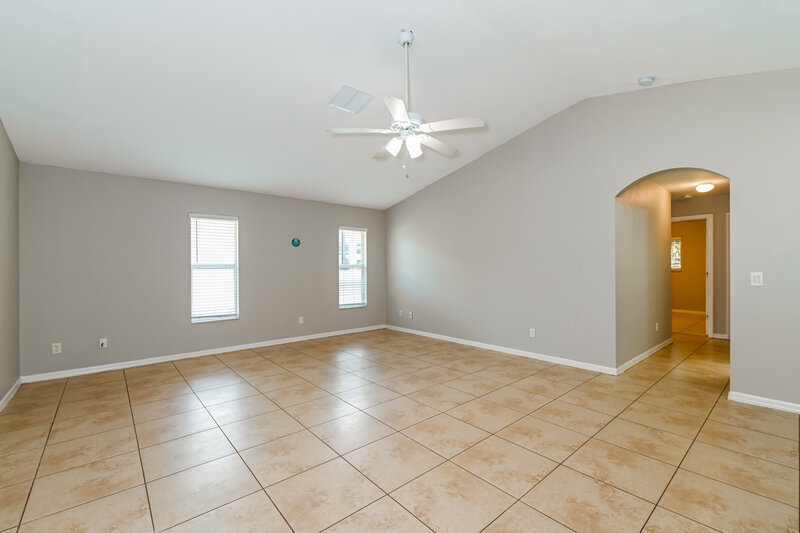 2,285/Mo, 306 SE 47th Ter Cape Coral, FL 33904 Family Room View