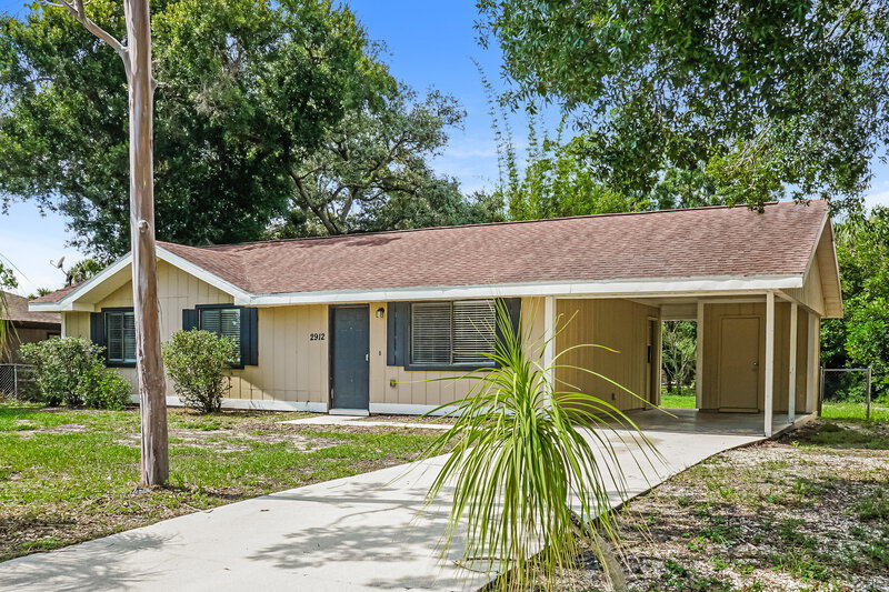 1,490/Mo, 2912 Crane Ave North Port, FL 34286 Front View