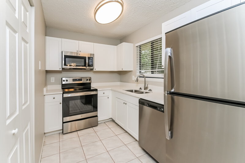 1,700/Mo, 2912 Crane Ave North Port, FL 34286 Misc View 6