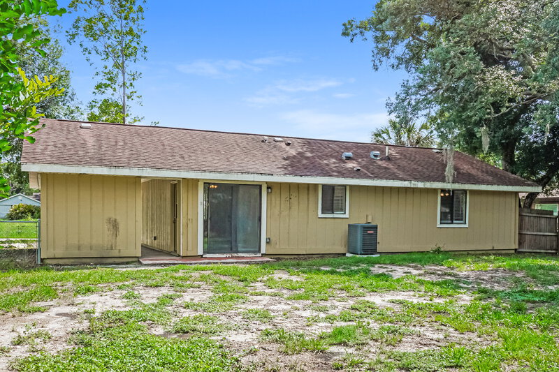 1,490/Mo, 2912 Crane Ave North Port, FL 34286 Rear View