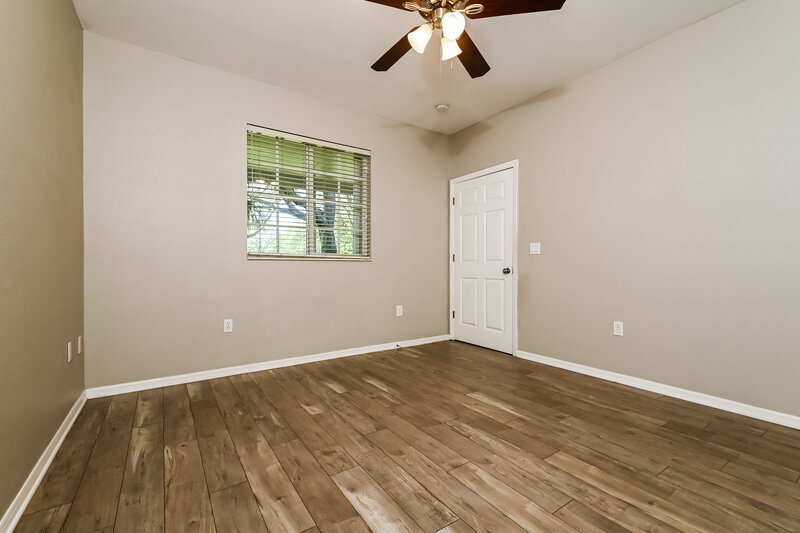 1,900/Mo, 311 28th St W Palmetto, FL 34221 Main Bedroom View 2