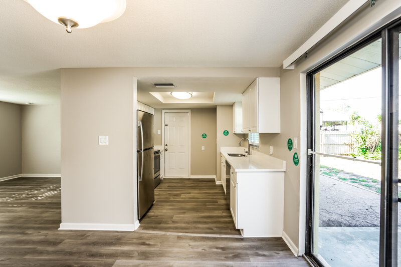 1,905/Mo, 5106 19th St W Bradenton, FL 34207 Misc View 4