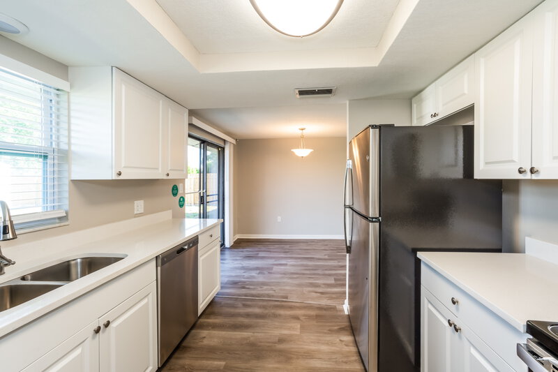 1,905/Mo, 5106 19th St W Bradenton, FL 34207 Misc View 6