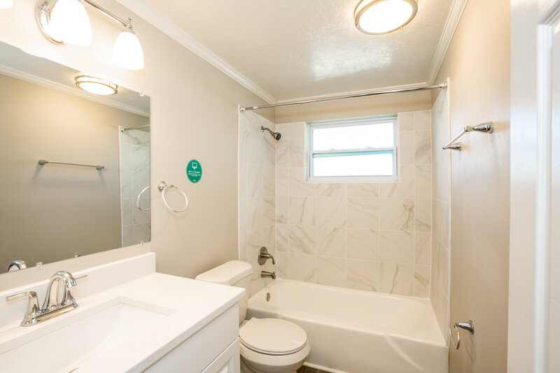 1,905/Mo, 5106 19th St W Bradenton, FL 34207 Misc View 8