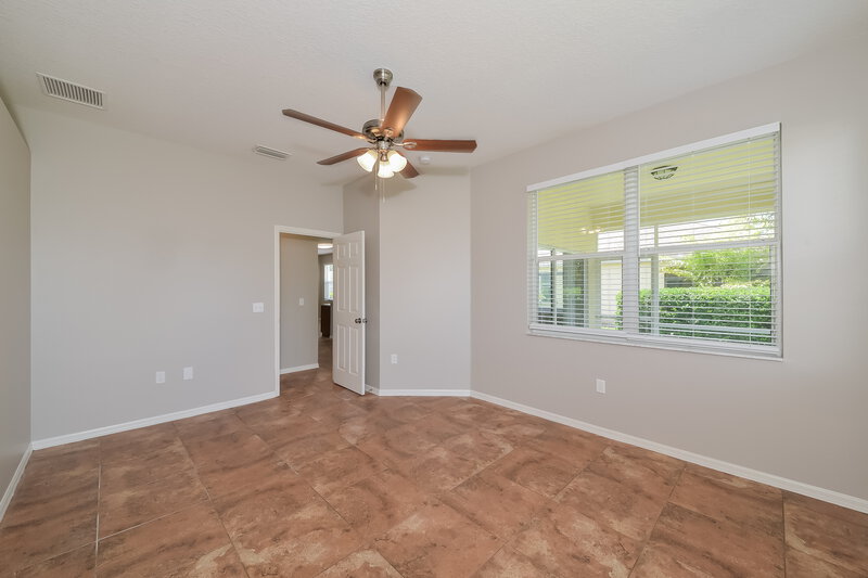 2,000/Mo, 14325 Tree Swallow Way Lakewood Ranch, FL 34202 Main Bedroom View 2